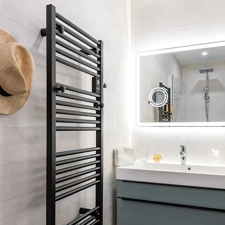 L'ecrin De La Cite, Grand Panorama, Vue Unique Sur Les Remparts De * Carcassonne