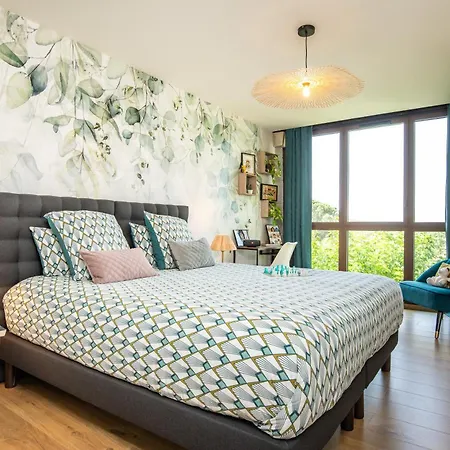 L'ecrin De La Cite, Grand Panorama, Vue Unique Sur Les Remparts De Vila *