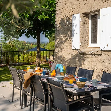 L'ecrin De La Cite, Grand Panorama, Vue Unique Sur Les Remparts De Vila *