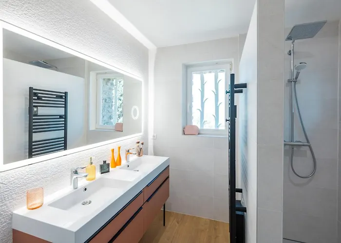 L'ecrin De La Cite, Grand Panorama, Vue Unique Sur Les Remparts De *